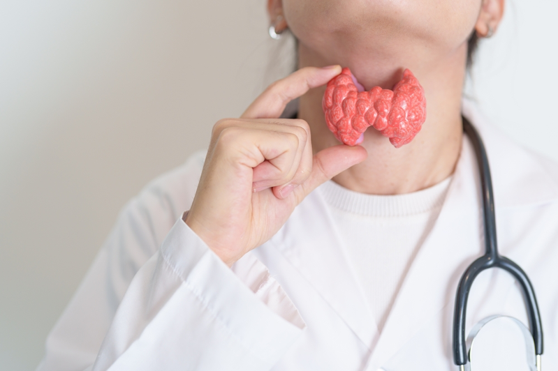 How to Promote Thyroid Health: Top 5 Tips